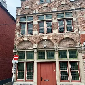 1597 Medieval Modern House Vakantiehuis